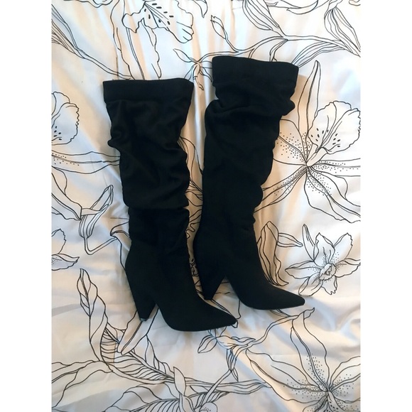 Forever 21 Shoes - Black Forever 21 Boots